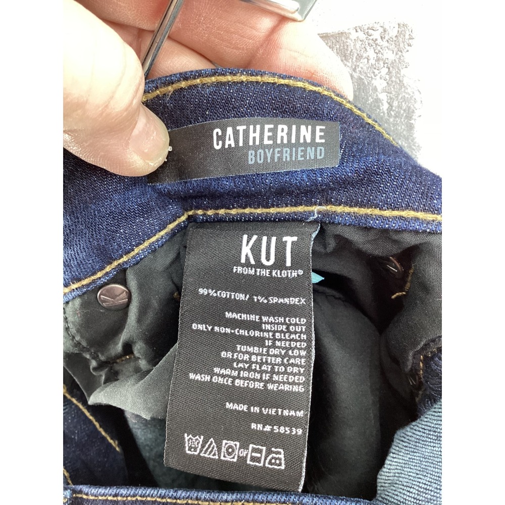 Kut from the Kloth Catherine Boyfriend Jeans Dark Wash Blue Denim Size 12 - Picture 5 of 5
